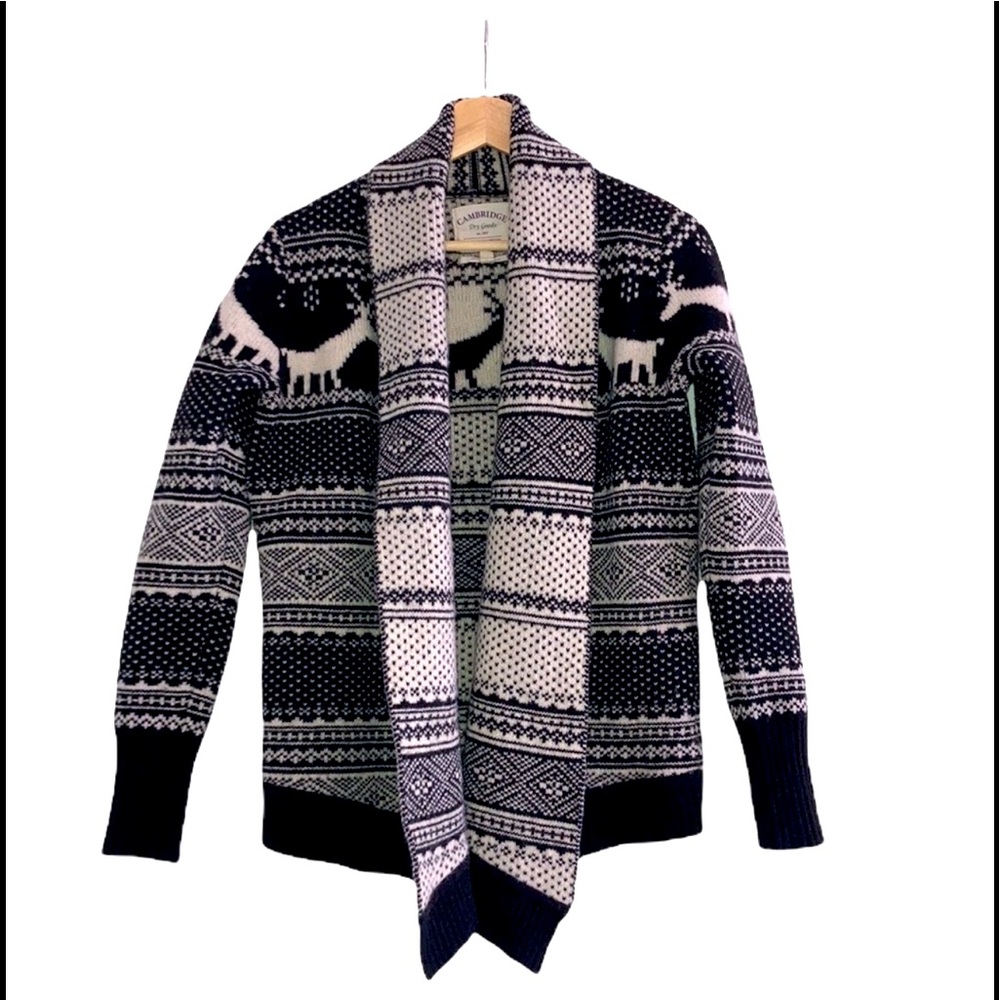 Cambridge Dry Goods Holiday Sweater 🎄